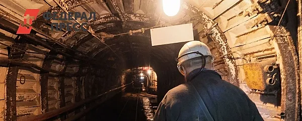 На шахте «Таштагольская» ликвидировали возгорание электровоза, 215 человек эвакуированы
