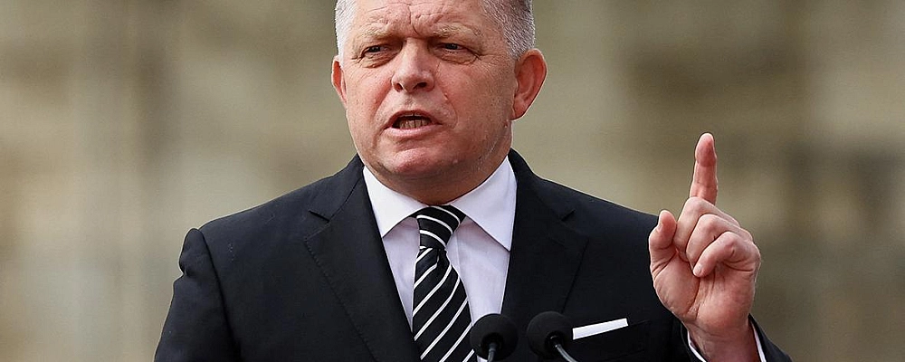 Роберт Фицо обвинил Владимира Зеленского во лжи о повреждении «Дружбы»