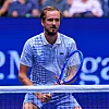 Даниил Медведев вылетел с US Open после поражения от Бенжамена Бонзи