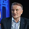 Большая строительная скупка Грефа: мутные сделки на деньги Сбера