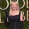 Памела Андерсон дебютировала с новым образом на показе Tom Ford в Париже