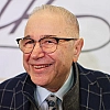 Киркоров рассказал, что Петросян закодировал его от курения