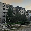 В Старобельске из-под завалов учебного заведения извлекли тело погибшего