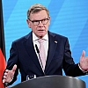 Глава МИД Германии допустил начало переговоров по Украине уже этим летом