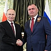Путин обсудил с Гаглоевым развитие отношений России и Южной Осетии