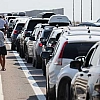 На подъездах к Крымскому мосту скопилось более 2,5 тыс. автомобилей