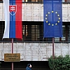 Словакия временно прекратила прием большинства заявлений на визы от россиян