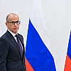 Путин принял отставку Бречалова