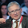 Китайский блогер продал российские товары на 1 млрд рублей за один эфир