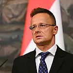 Глава МИД Венгрии предложил провести мирные переговоры Москвы и Киева в Будапеште