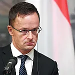 Сийярто обрушился с критикой на торговую сделку ЕС и США
