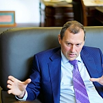 Березины рокировки: кошелек губернатора Дрозденко заметает следы?