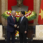 Володин обсудил развитие российско-вьетнамских отношений с президентом Вьетнама