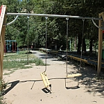 В Петербурге ребёнок лишился части пальца на детской площадке в Парголово