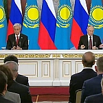 Путин и Токаев подписали декларацию о переходе отношений России и Казахстана на уровень всеобъемлющего стратегического партнерства