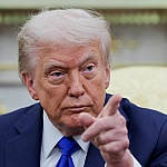 Трамп подписал закон о возобновлении работы правительства после рекордного шатдауна