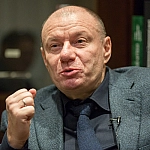 Канатки для Бачина: «курортного мальчика» Потанина приставили к бюджету