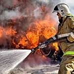 Пожар на складе в Мытищах охватил около 800 квадратных метров