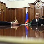 Путин и губернатор Мурманской области Андрей Чибис обсудили развитие Арктики и Северного морского пути