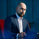 Греф на поддержке Биржина: Глораксу отстегнут из госбанка на прожекты?