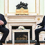 Лукашенко предложил Путину провести новые переговоры по Украине в Минске