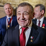 Парковый попил: от Воробьева - Нисанову и Ротенбергам - через прокладку?