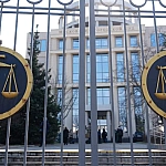 Мосгорсуд назначил рассмотрение дела о выселении Ларисы Долиной на 25 декабря