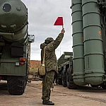 Первый полк с ЗРС С-500 заступил на боевое дежурство в России