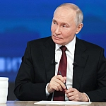 Почти 80% россиян положительно оценивают работу президента и доверяют ему