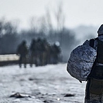 Беженец рассказал о применении ВСУ тяжелой техники во дворах жилых домов