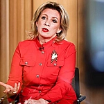 Захарова назвала политику Евросоюза анекдотичной