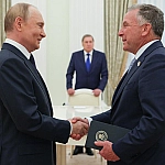 Путин и Уиткофф провели в Москве почти четырехчасовые переговоры по Украине и двусторонним отношениям