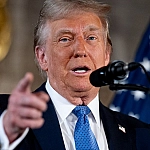 Трамп предупредил о риске новых территориальных потерь Украины