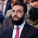 Президент Сирии аш-Шараа прибыл в Москву для переговоров с Владимиром Путиным