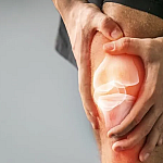 Постоянная усталость может указывать на ревматоидный артрит из-за сбоя в работе иммунитета