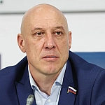 Владимир Путин присвоил Денису Майданову звание народного артиста России