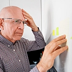 Ученые выявили два мозговых рецептора, способных влиять на накопление бета-амилоида при болезни Альцгеймера