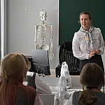 В Госдуме предложили создать центры психологической поддержки для учителей