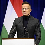 Сийярто прибыл в Москву за гарантиями поставок нефти и газа для Венгрии