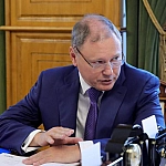 Агроподряд с душком: что общего у вице-губернатора Ревенко и зернотрейдера Ходыкина?