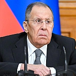 Лавров заявил о росте рисков милитаризации космоса из-за действий США