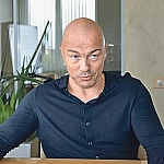 Рейдеры облизнулись на ЭКСМО: за наездом на издательство стоит Малофеев?