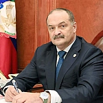 Меликов попросил пока не назначать его на новую работу из-за смены главы Дагестана