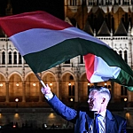 Эксперты оценили перспективы иска Венгрии против заморозки российских активов