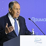 Лавров заявил о причастности США и Великобритании к атакам Украины на Россию