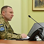 Жена нового главкома ВСУ Драпатого ранее высмеивала Зеленского в соцсетях
