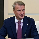 Греф сбежал с тонущего корабля, Клячин остался