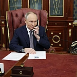 Путин и Алиев обсудили по телефону двусторонние отношения и международную повестку