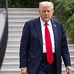 Трамп заявил о прогрессе на переговорах США и Ирана по Ормузскому проливу