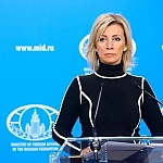 Киев включил «Машу и Медведя» в санкционный список: Захарова отреагировала на решение Зеленского